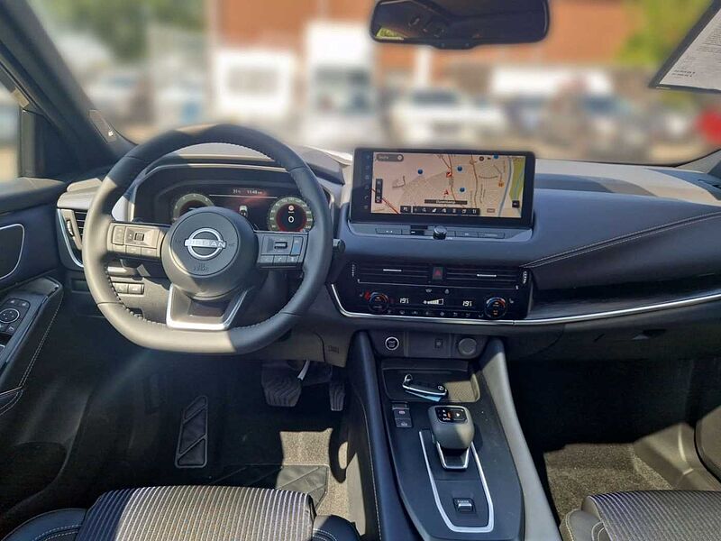 Nissan Qashqai Tekna*Bose*Navi*PDC*SHZ