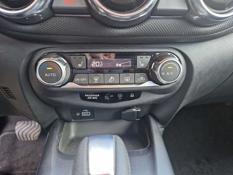 Nissan Juke Acenta 117 PS Autom. *NAVI*AHK*SITZHZG*KLIMA*GJR*